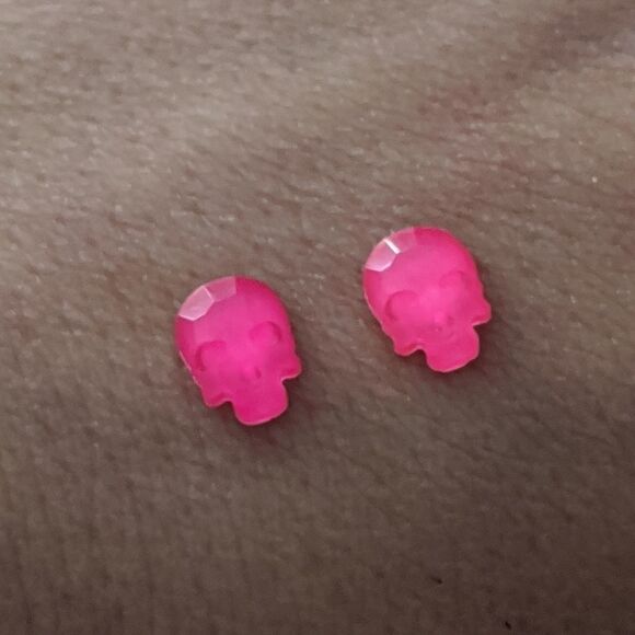 studlycreations Jewelry - Studlycreations - mini neon pink skull earrings
